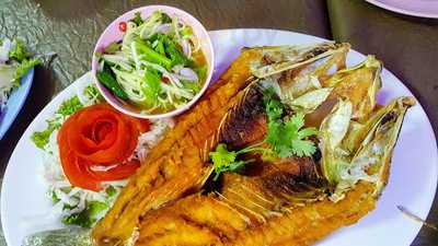 ครัวทัพฟ้าคาราโอเกะ