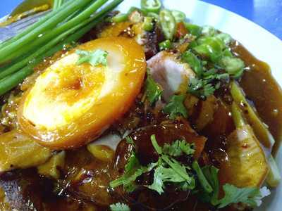 ร้านอาหาร หมูทำอะไรก็อร่อย