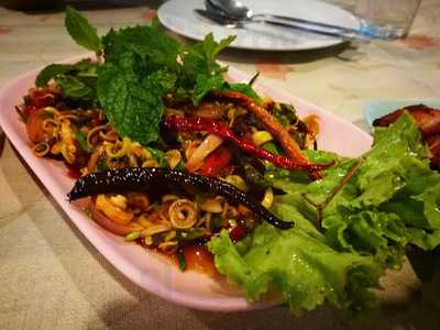 ร้านอาหาร ทุ่งหลวง