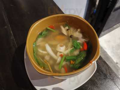 Xcq Bistro & Rooftop Bar