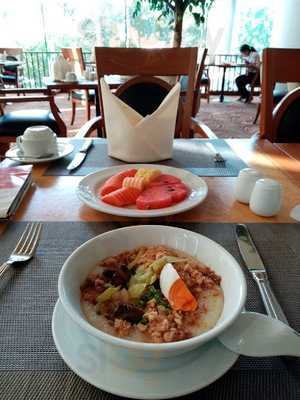 ห้องอาหาร เดอะมอนติ