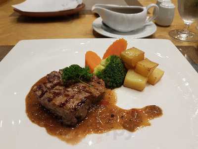 ห้องอาหาร เดอะมอนติ