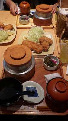 ร้านอาหารญี่ปุ่น ชินเอมอน