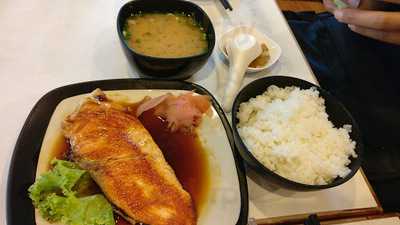 ร้านอาหารญี่ปุ่น อะชิตะ