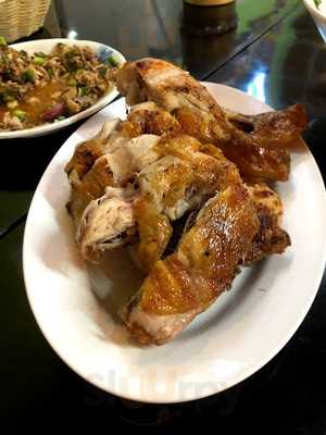 ส้มตำน้องฝ้าย