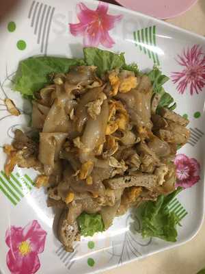 ร้านอาหาร หมูยอจำปาทอง