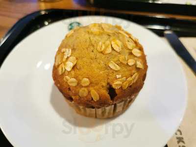 ร้านอาหาร กริลล์แอนด์เกรวีย์