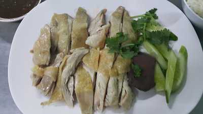 ข้าวมันไก่สวนผัก