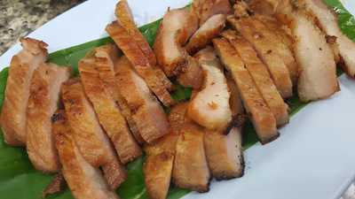 ร้านอาหาร ไก่ย่างจรูญแดง