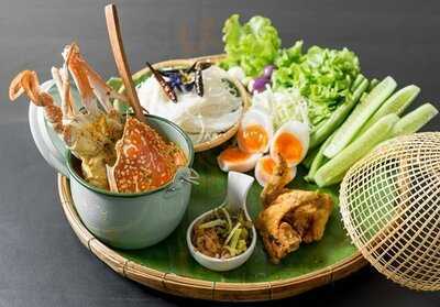 ทองเอก ขนมจีนน้ำยาปู