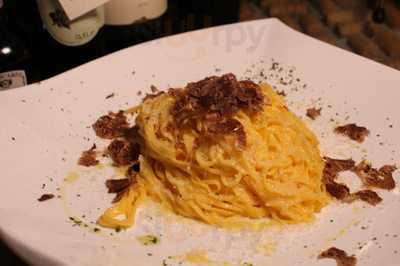 ร้านอาหาร โกปิเตี๊ยม