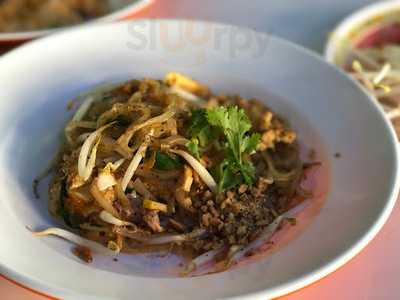 พรสวรรค์ผัดไทยกุ้งสด