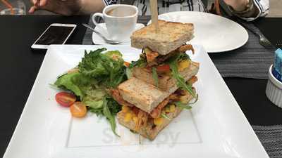 มาร์นี่ ร้านอาหาร