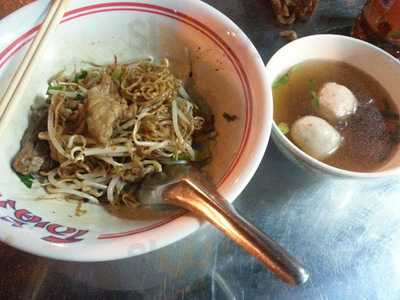 Baan Ploy Restaurant