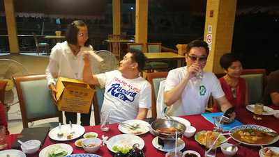 สวนอาหารเบิกไพร