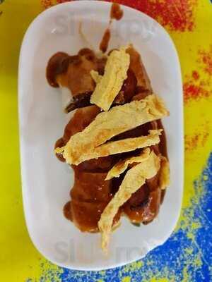 ร้านก๋วยเตี๋ยว วโรชา (เต็ง)