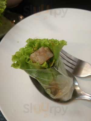 ร้านอาหารเวียดนาม แหนมเนือง