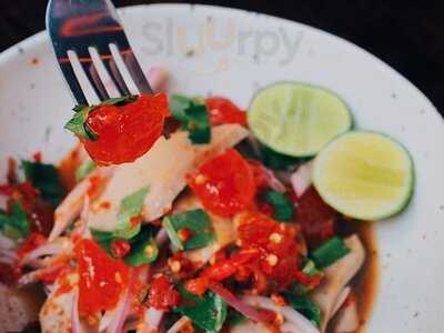 สองบวกสี่