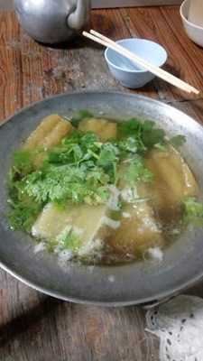 ภัตตาคาร สุรัชต์