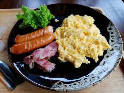 ชานชาลา  Cafe@chiang Mai