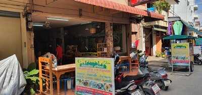 Rosprasert Muslim Food