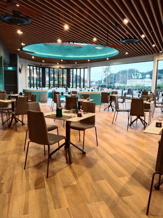 Viva Poolbar And Restaurant