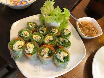 Baan Nintra Three Kings Cafe & Restaurant