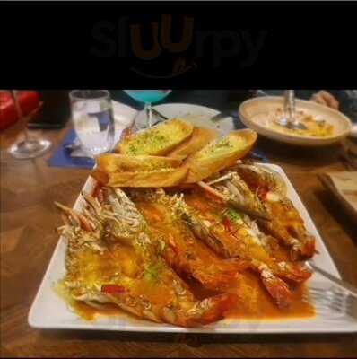 คลาสสิครูม คาเฟ่ แอนด์ ไดนิ่ง