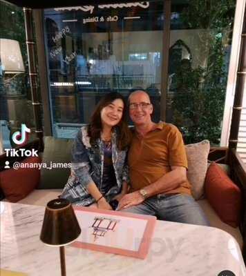 คลาสสิครูม คาเฟ่ แอนด์ ไดนิ่ง