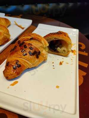 Le Café De Paris﻿