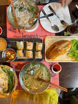 Pho Aroi The Walk Kaset Navamin