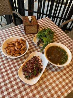 Zab Isaan Restaurant