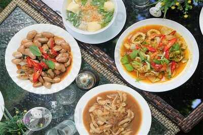 Bangkok Grandma Kitchen