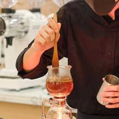 Hario Cafe Bangkok, Thaniya Plaza