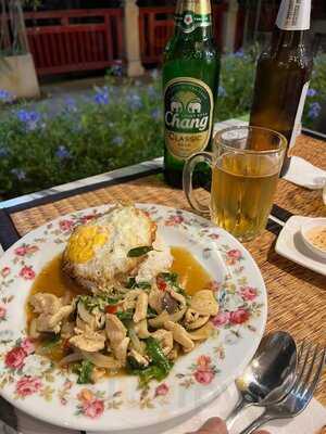 Duklong Cafe And Eat