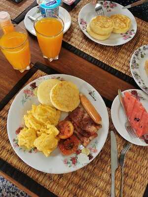 Duklong Cafe And Eat