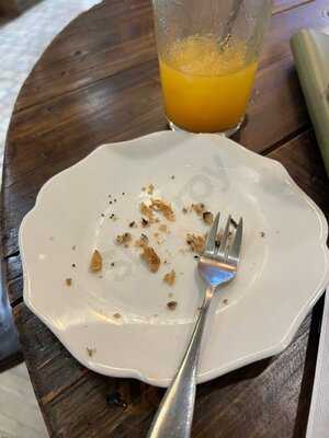 Hungry Brown Eat And Coffee Roasters