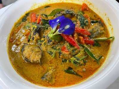 จันทร์ธารา Resort & Restaurant