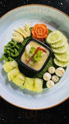 Feelings Thai Eatery & Bar