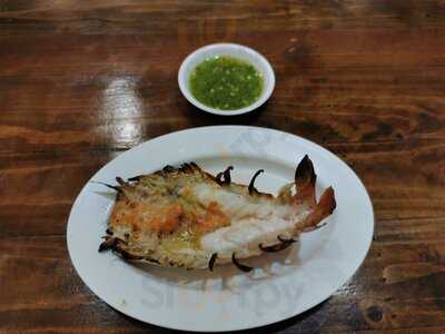 Kamolkaopadpu (kamol Crab Fried Rice)