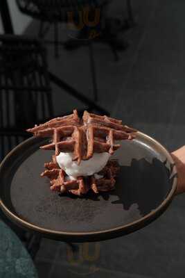 Kati Local And Creative Cafe