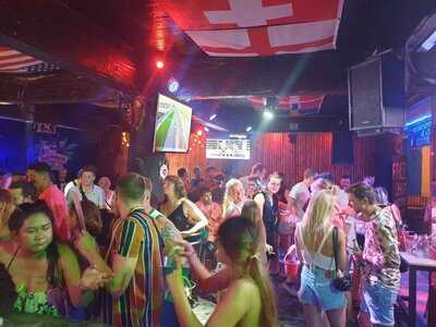 Koh Phi Phi Backpacker Bar