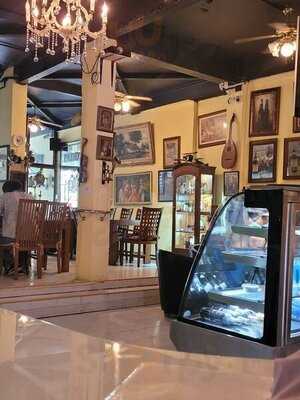 The Gavel Cafe & Bar