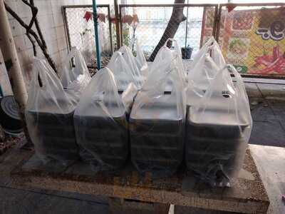 ไก่ย่างบังฟารุก