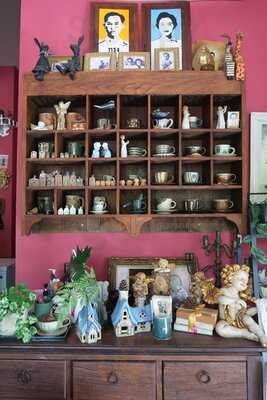 จีรัง อาร์ต คาเฟ่