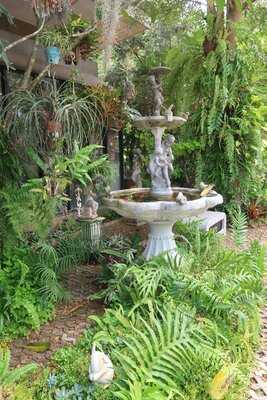 จีรัง อาร์ต คาเฟ่