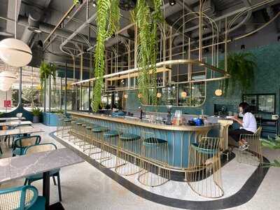 เขียวไข่กา - สาขาลาซาล