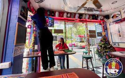Buddy's Bar & Grill (soi 20)