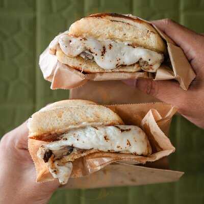 Rudy Rudy Home Cafe And Restuarant