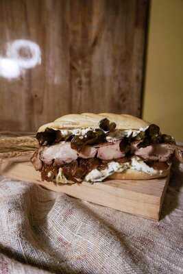 Rudy Rudy Home Cafe And Restuarant